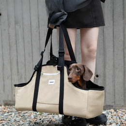 BaguetteFit™ Extended Pet Shoulder Carrier – Ergonomic Travel Bag for Long-Body Dogs & Cats