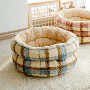 HighlandSleep™ Scottish Plaid Deep Sleep Pet Bed – Plush Winter Donut Bed